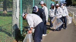 SII仙台事業所地域清掃_活動中2